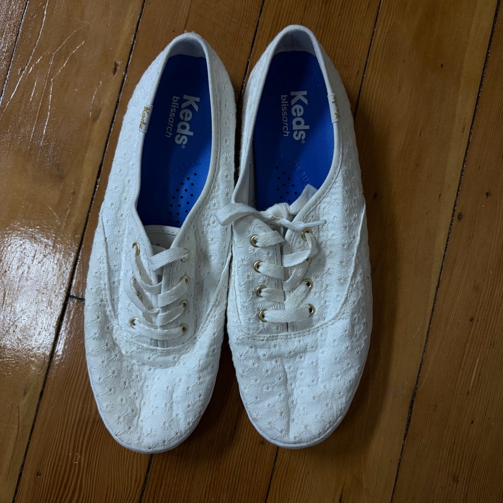 Keds White Eyelet Lace-Up Sneakers with Blissarch Insoles